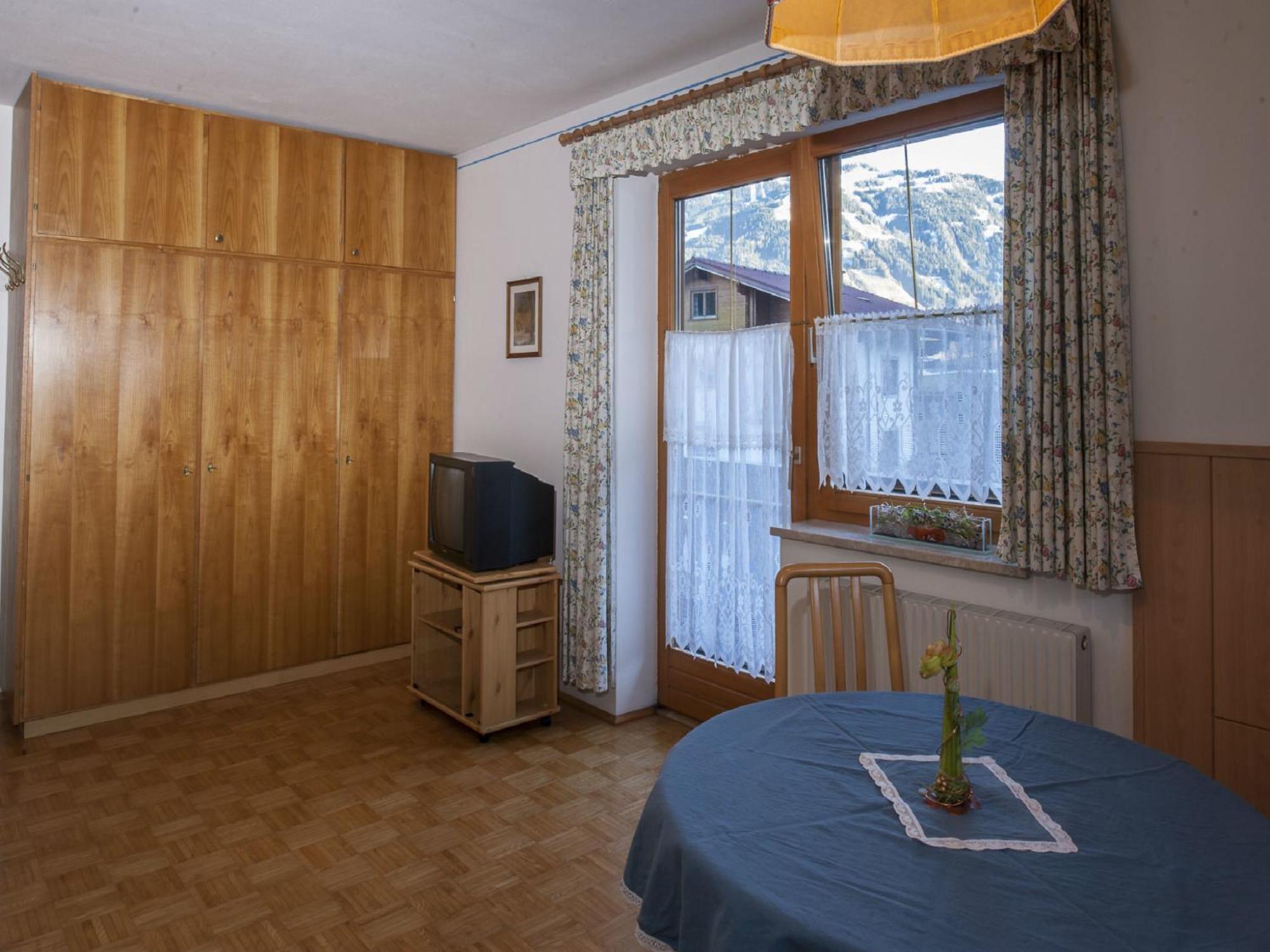 Haus Schoenegger Apartment Dorfgastein Room photo