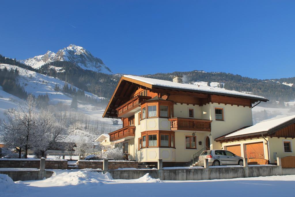 Haus Schoenegger Apartment Dorfgastein Exterior photo